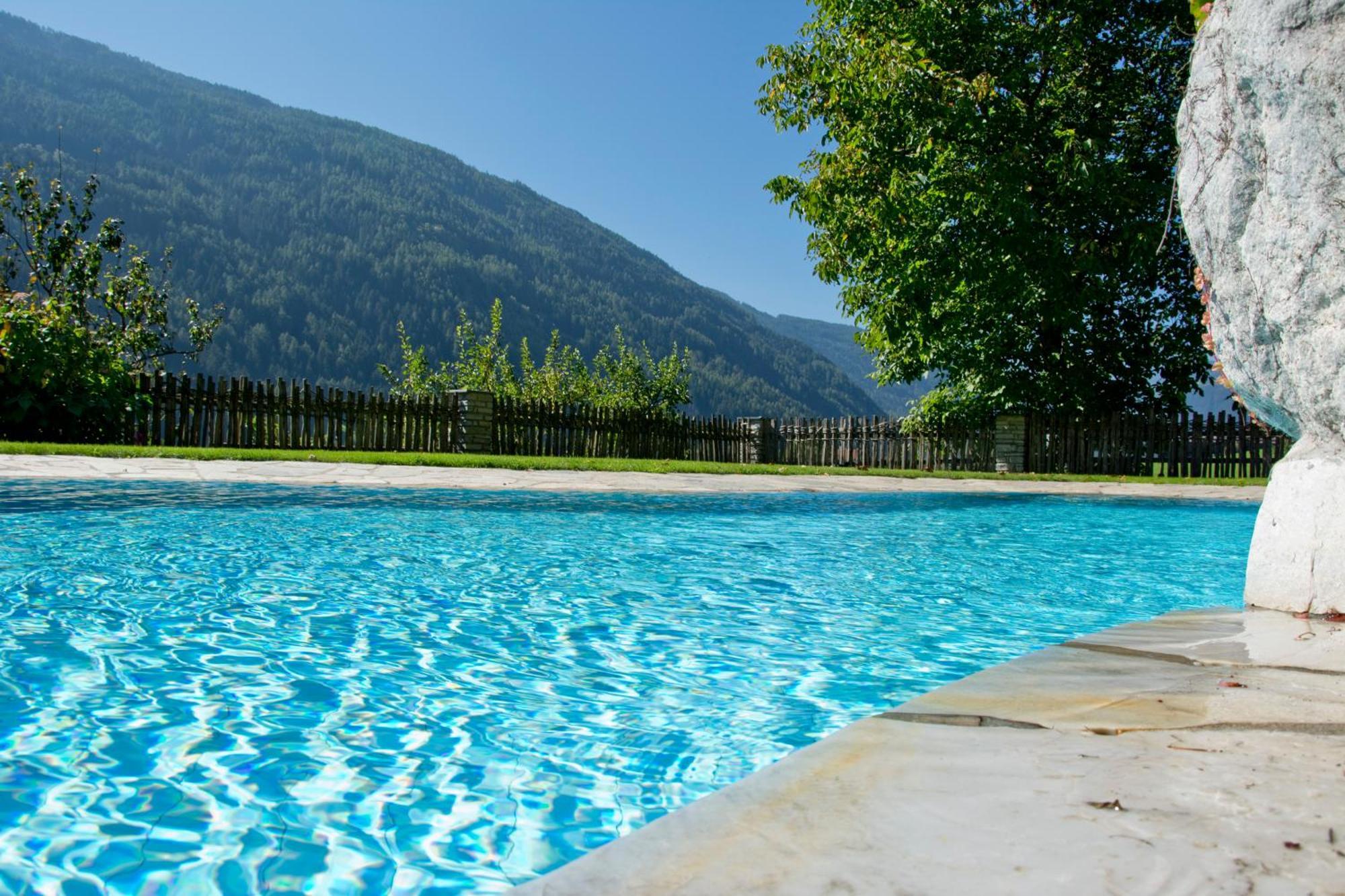 Residence Obermoarhof - Comfortable Apartments For Families, Swimmingpool, Playing-Grounds, Almencard Vandoies Exterior photo